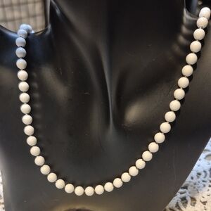 Vintage Classic White Enameled Beaded Necklace